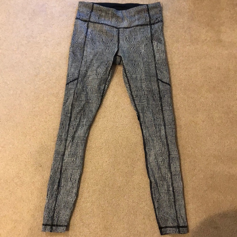 LULULEMON LEGGINGS